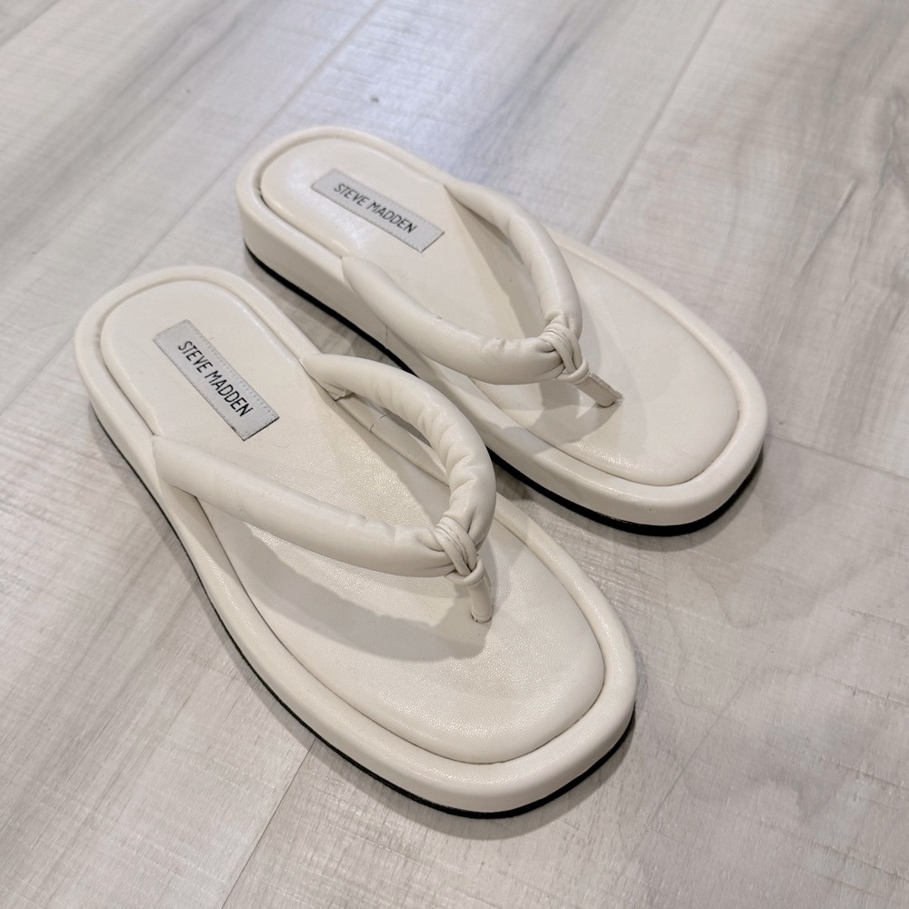 Steve Madden White Sandals